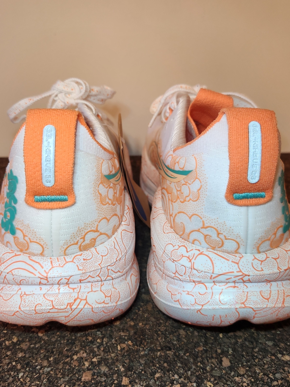Asics Gel Nimbus 28 Tokyo Edition Running Shoes Womens Size 9 - Picture 11 of 13